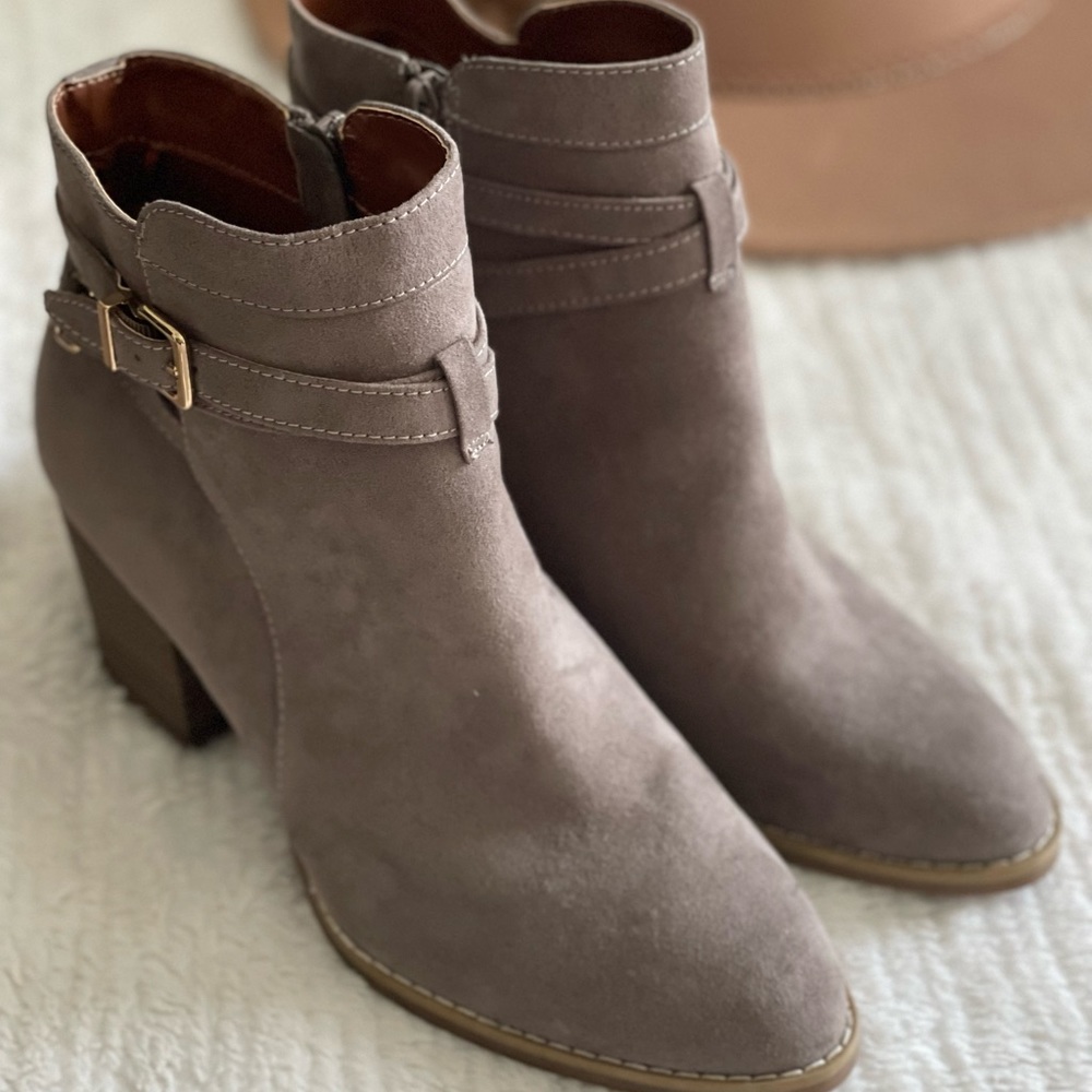 🌿EXPRESS ANKLE BOOTS 🌿